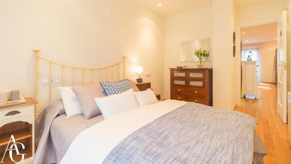 Apartamento Plaza De Espana Ribadeo Buitenkant foto